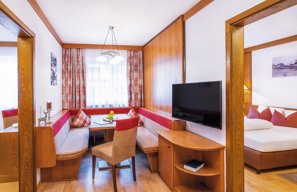 Hotel Garni Chasa Sulai Ischgl Exterior foto